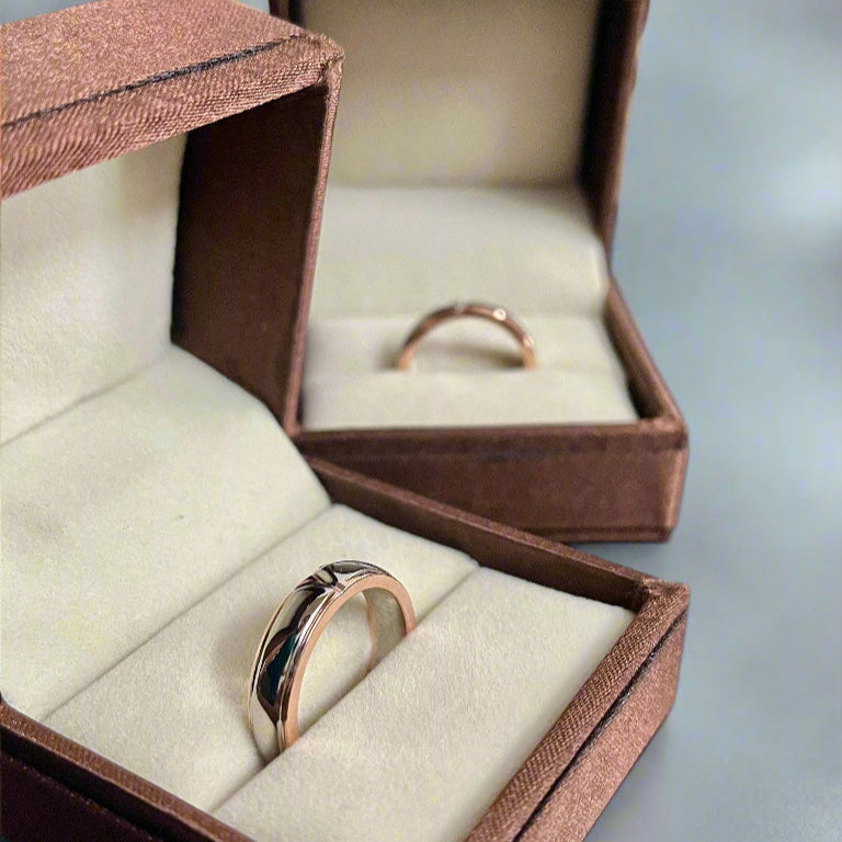 Platinum His & Hers Wedding Band Set – A Timeless Symbol of Love